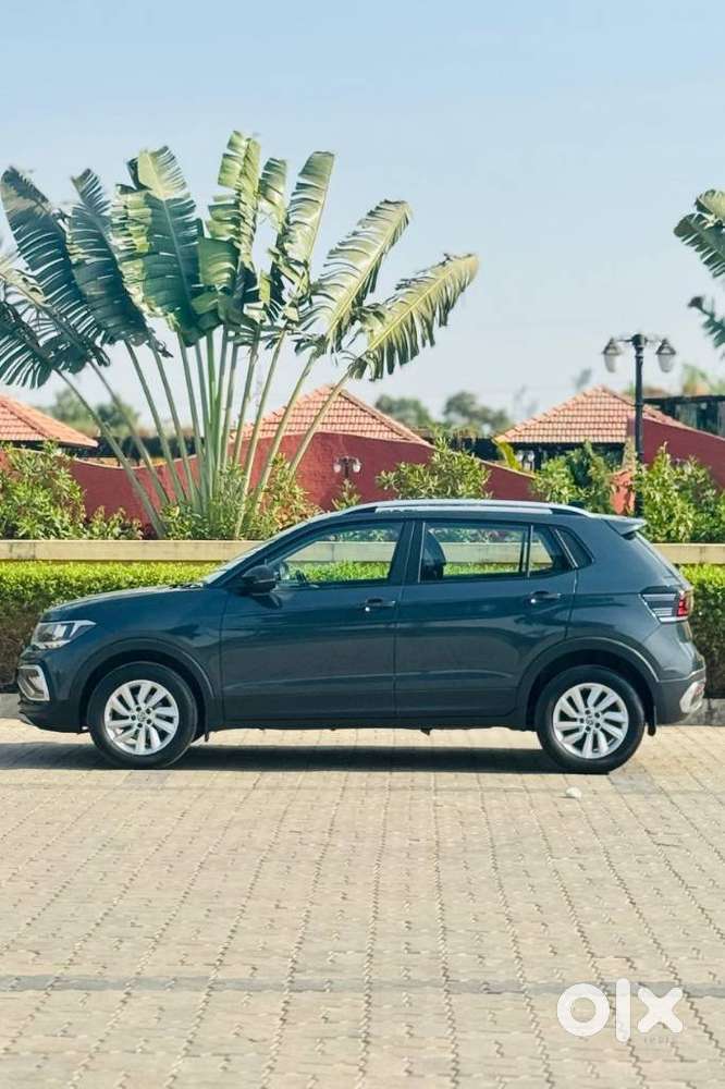 Volkswagen Taigun 1.0 Tsi Highline At, 2022, Petrol