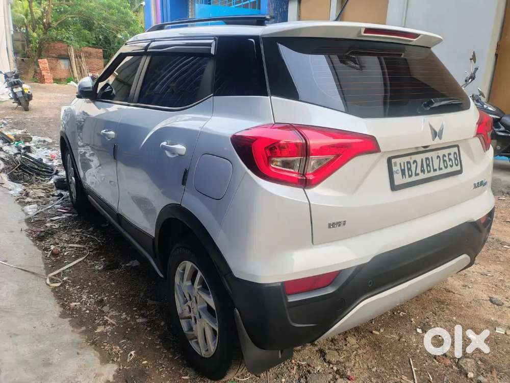 Mahindra Xuv300 2024 Diesel Well Maintained