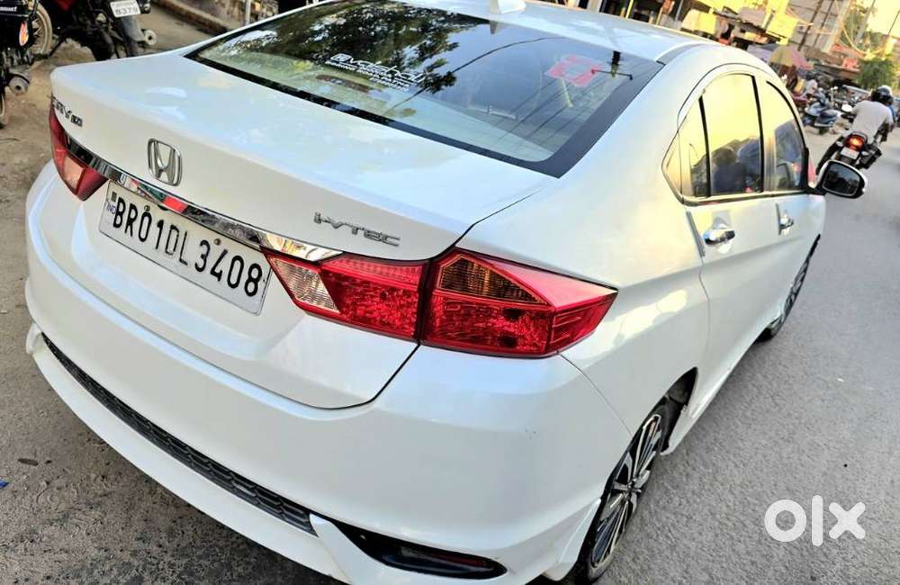 Honda City V Mt Sunroof, 2018, Petrol