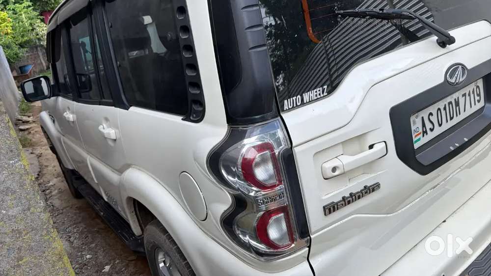 Mahindra Scorpio S10 2018 Model Captain Seat