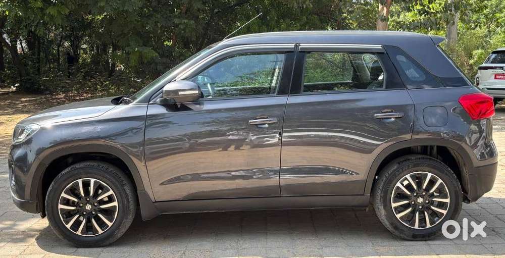 Maruti Suzuki Brezza 1.5 Zxi Plus At Smart Hybrid, 2022, Petrol