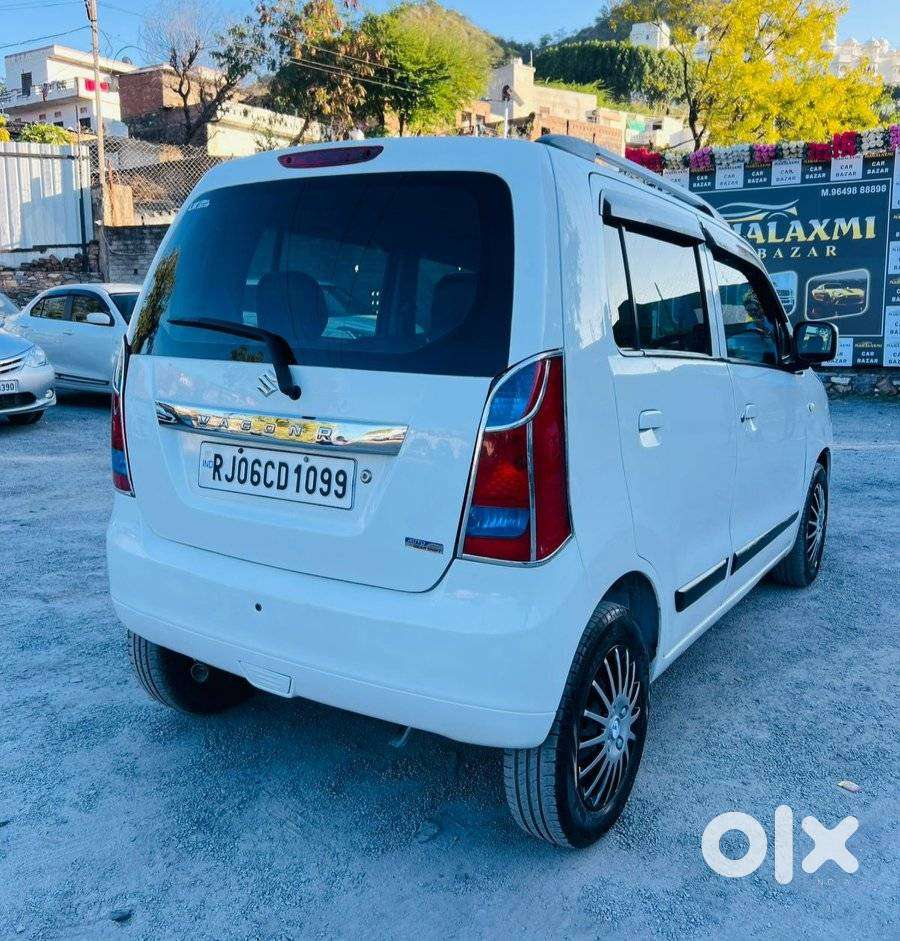 Maruti Suzuki Wagon R Vxi Amt1.2, 2017, Petrol