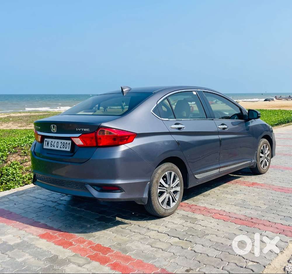 2017 Honda City 1.5 V (petrol) • Showroom Quality •