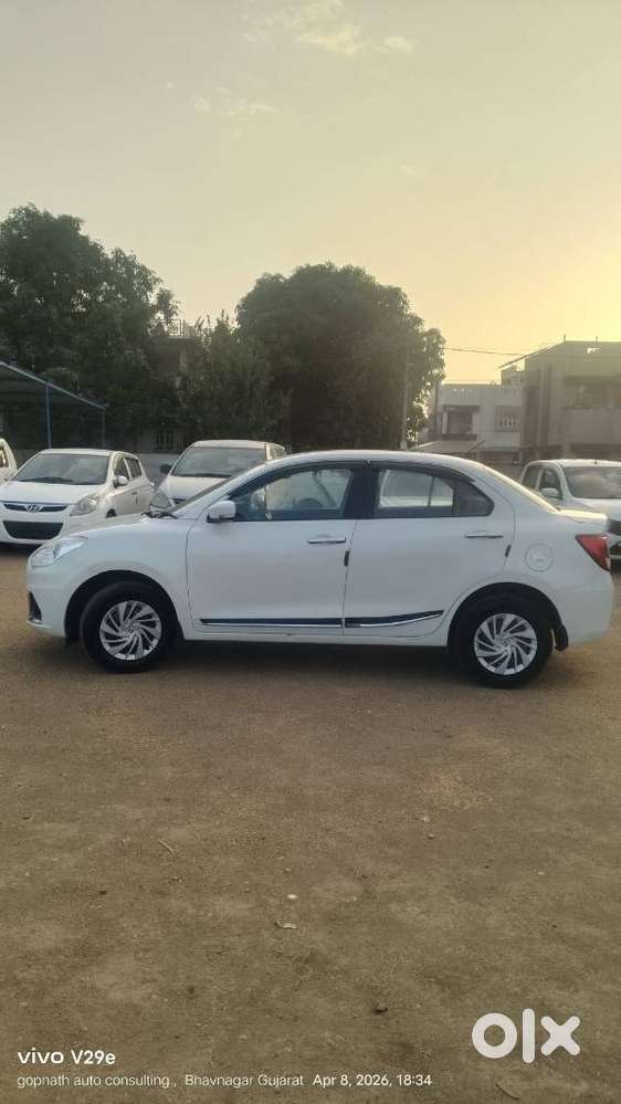 Maruti Suzuki Swift Dzire Vxi Optional, 2022, Petrol