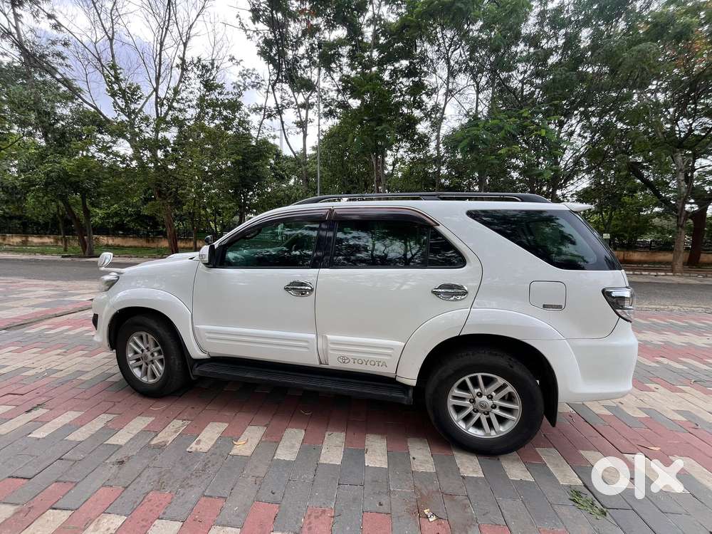 Toyota Fortuner, 2014, Diesel