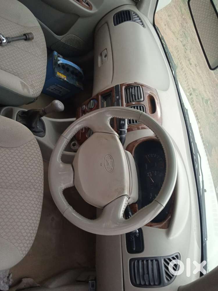 Hyundai Accent 2010 Lpg 90000 Km Driven