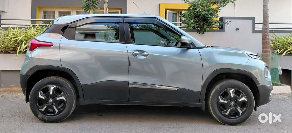 Tata Punch, 2022, Petrol