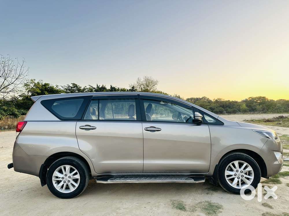 Toyota Innova Crysta [2020-ongoing] 2.4 Gx 7 Str, 2020, Diesel