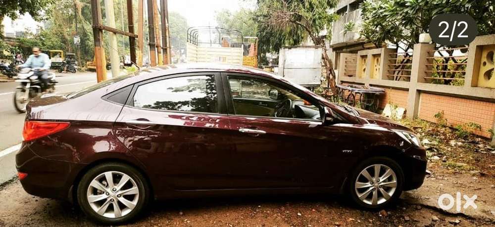Hyundai Fluidic Verna 2012