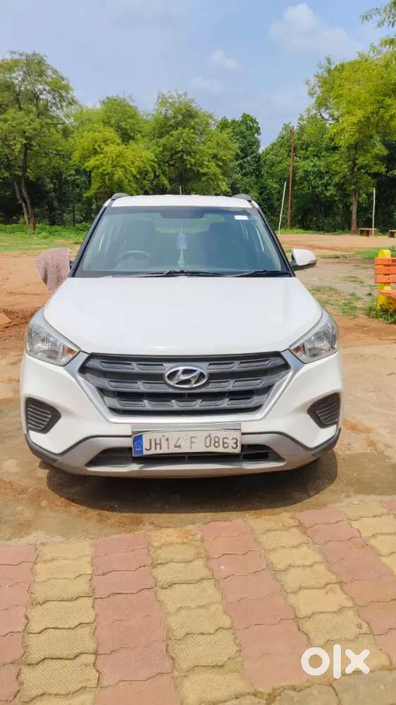 Well Maintained Creta Car... Buying A New Car