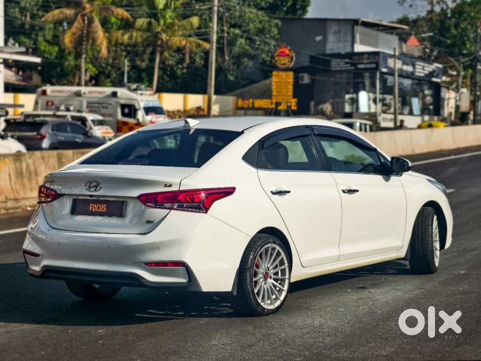 Hyundai Verna, 2019, Petrol