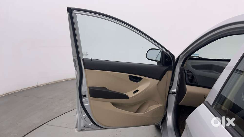 Hyundai Eon Magna +, 2015, Petrol