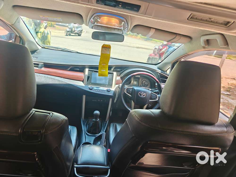 Toyota Innova Crysta 2.4 Zx Mt, 2017, Diesel