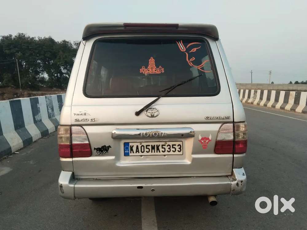 Toyota Qualis 2004 Diesel 250000 Km Driven