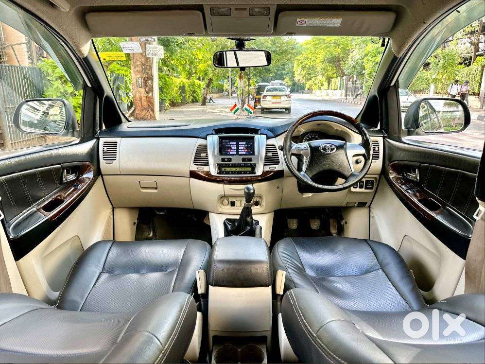 Toyota Innova 2.5 V 7 Str, 2014, Diesel