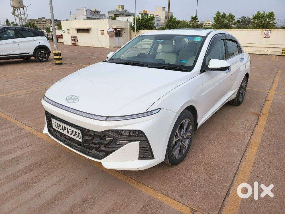 Hyundai Verna 1.5 Mpi Mt Sx (o), 2023, Petrol