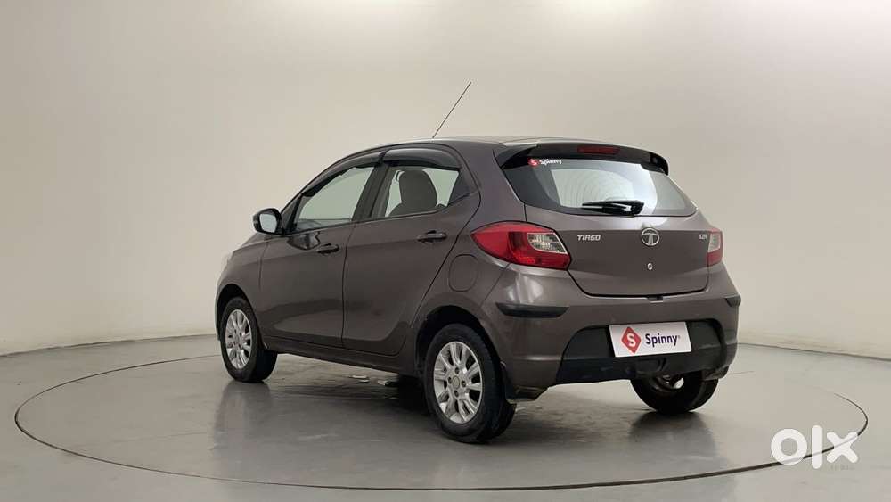 Tata Tiago Xza, 2017, Petrol