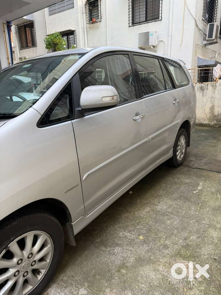 Toyota Innova Diesel 2012