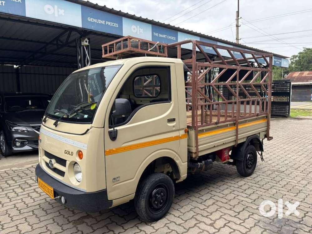 Tata Tiago Xt Icng, 2023, Petrol