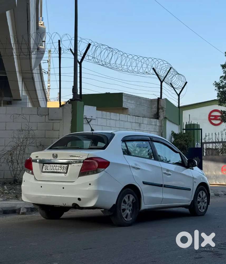Honda Amaze 2013 Petrol Well Maintained