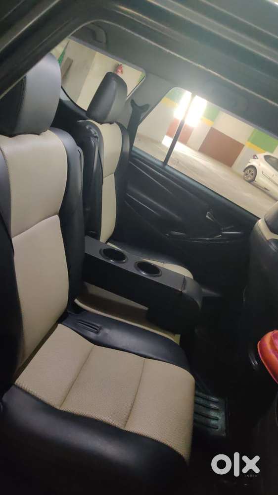 Toyota Innova Crysta 2.4 G Mt 7 Str, 2018, Diesel