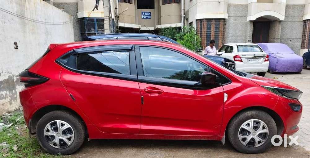 Tata Altroz Petrol 2020