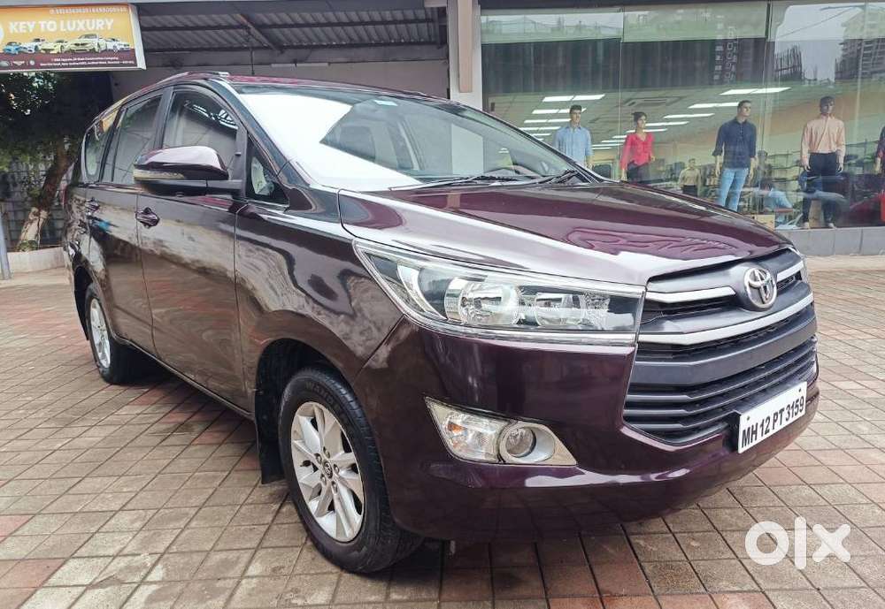 Toyota Innova Crysta 2.8 Gx At 8 Seater, 2017, Diesel