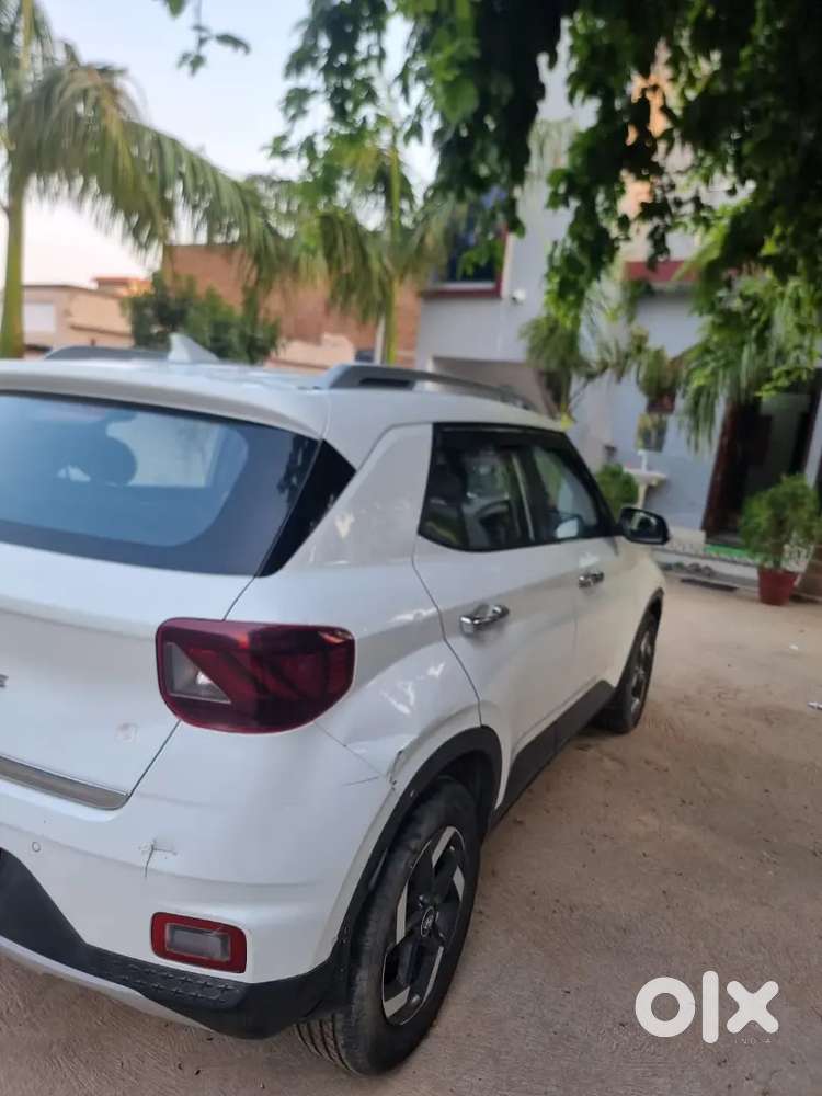 Hyundai Venue 2020 Diesel Manual