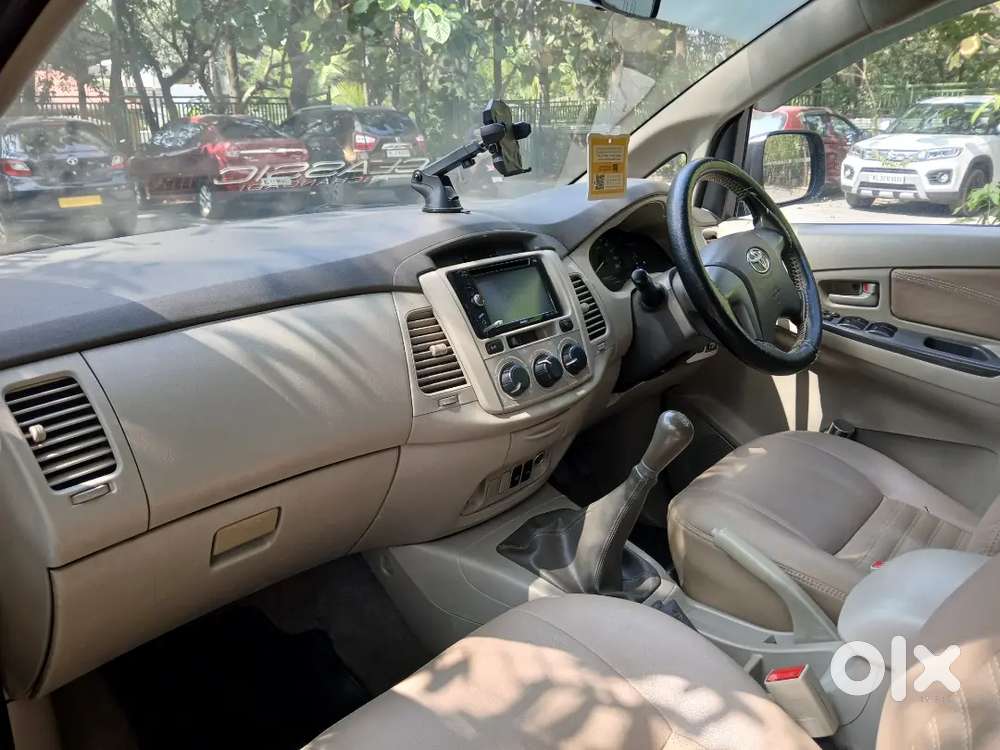 Toyota Innova 2014 Diesel Well Maintained