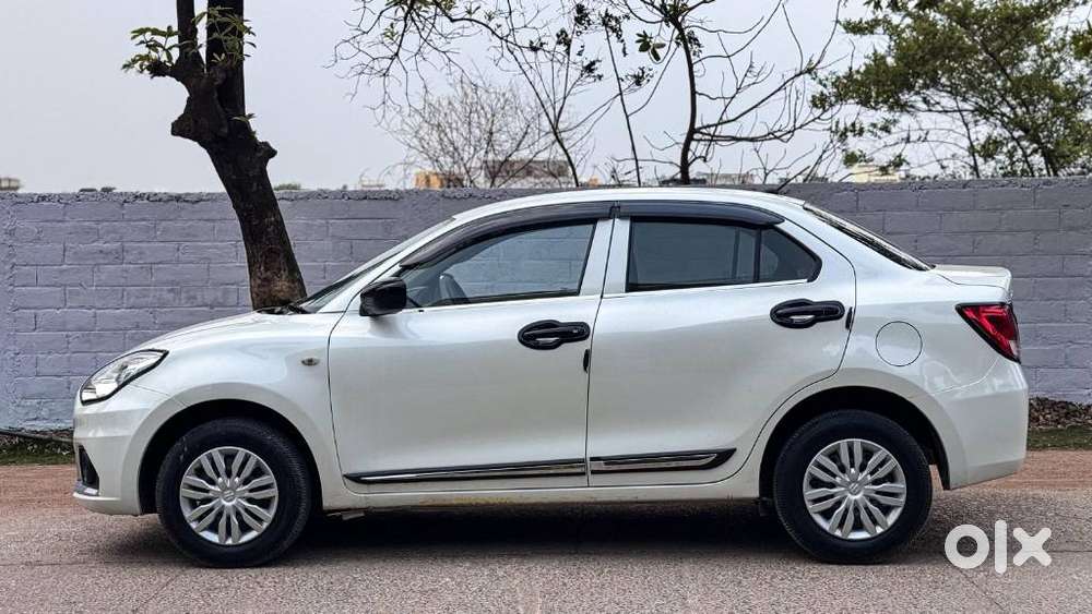 Maruti Suzuki Dzire 1.2 Lxi, 2021, Petrol