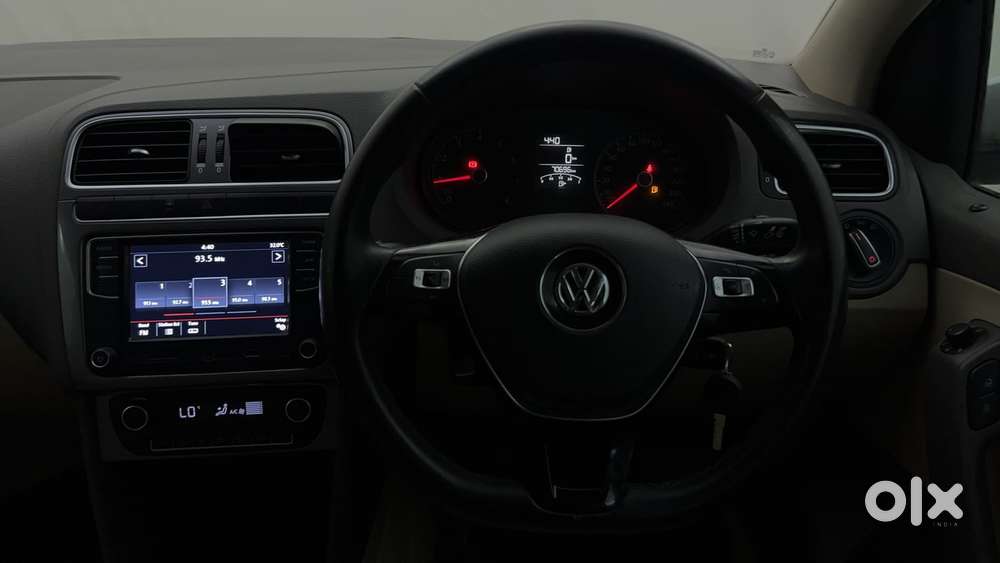 Volkswagen Vento 2010-2013 Petrol Highline At, 2022, Petrol