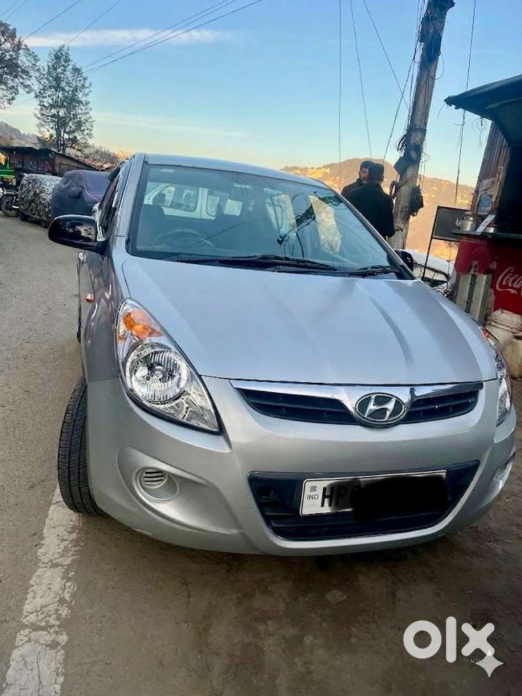 Hyundai Car 2011 Well Maintained