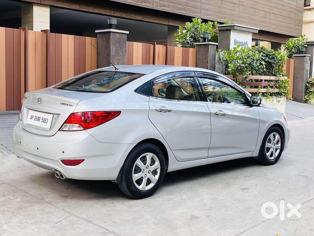 Hyundai Verna, 2012, Petrol