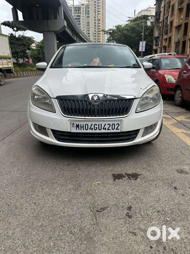 Skoda Rapid 1.6 Mpi Ambition, 2015, Petrol