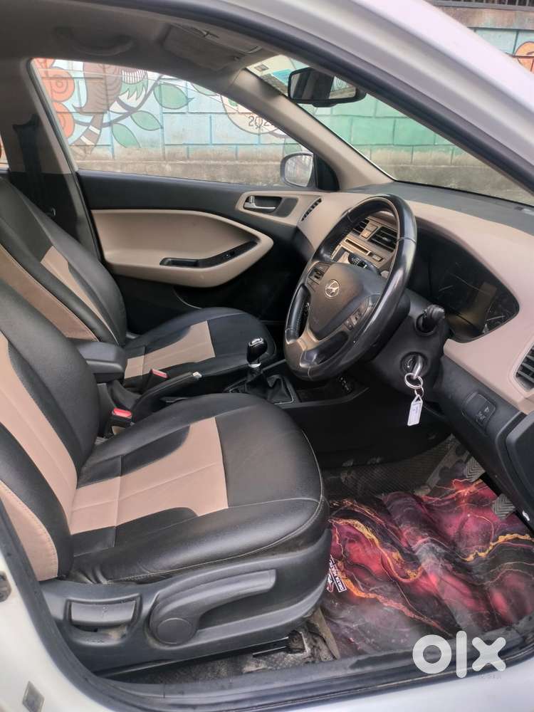 Hyundai Elite I20 Sportz (o) 1.2, 2015, Petrol