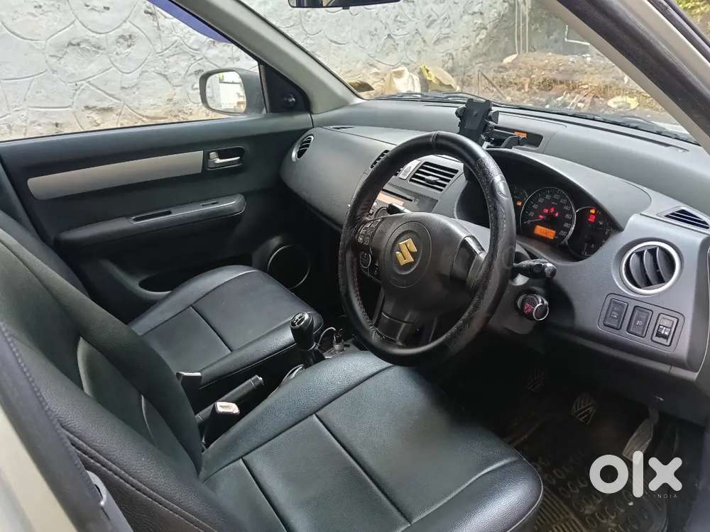 Maruti Suzuki Swift Zxi 2010