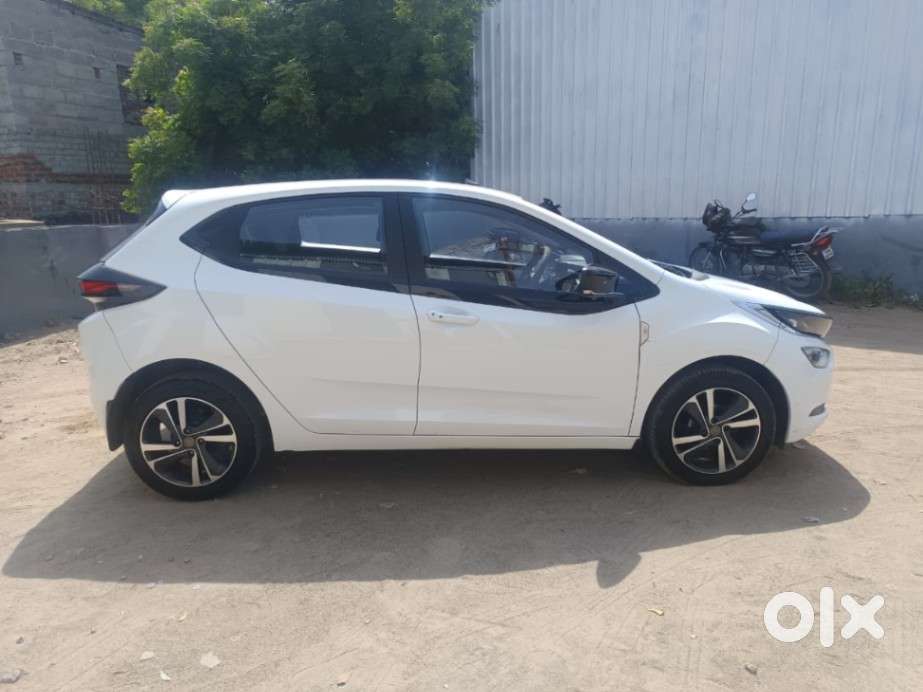 Tata Altroz Xz, 2021, Petrol