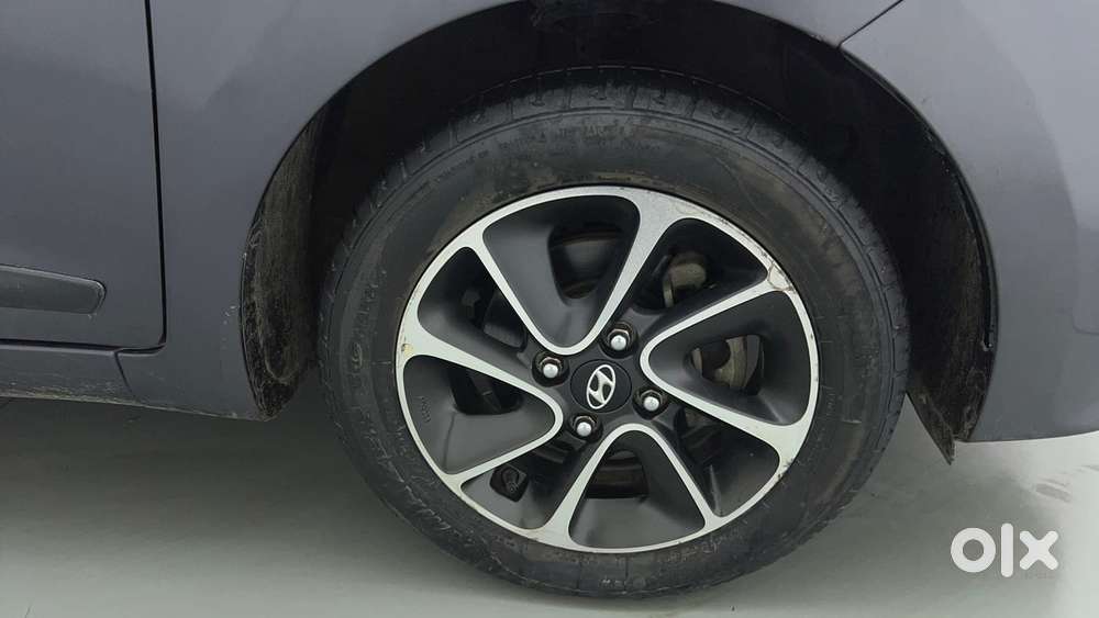 Hyundai Grand I10 [ ] 1.2 Kappa Vtvt Sportz At, 2018, Petrol