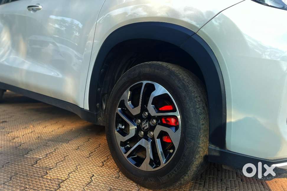 Maruti Suzuki Invicto, 2024, Petrol