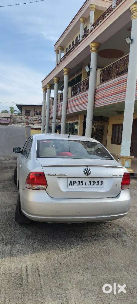 Volkswagen Vento Petrol Manual 2010