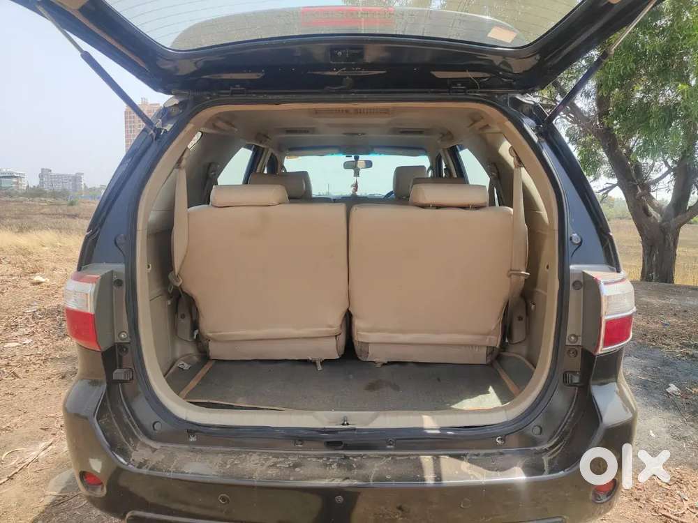Toyota Fortuner 2009 Diesel 200000 Km Driven