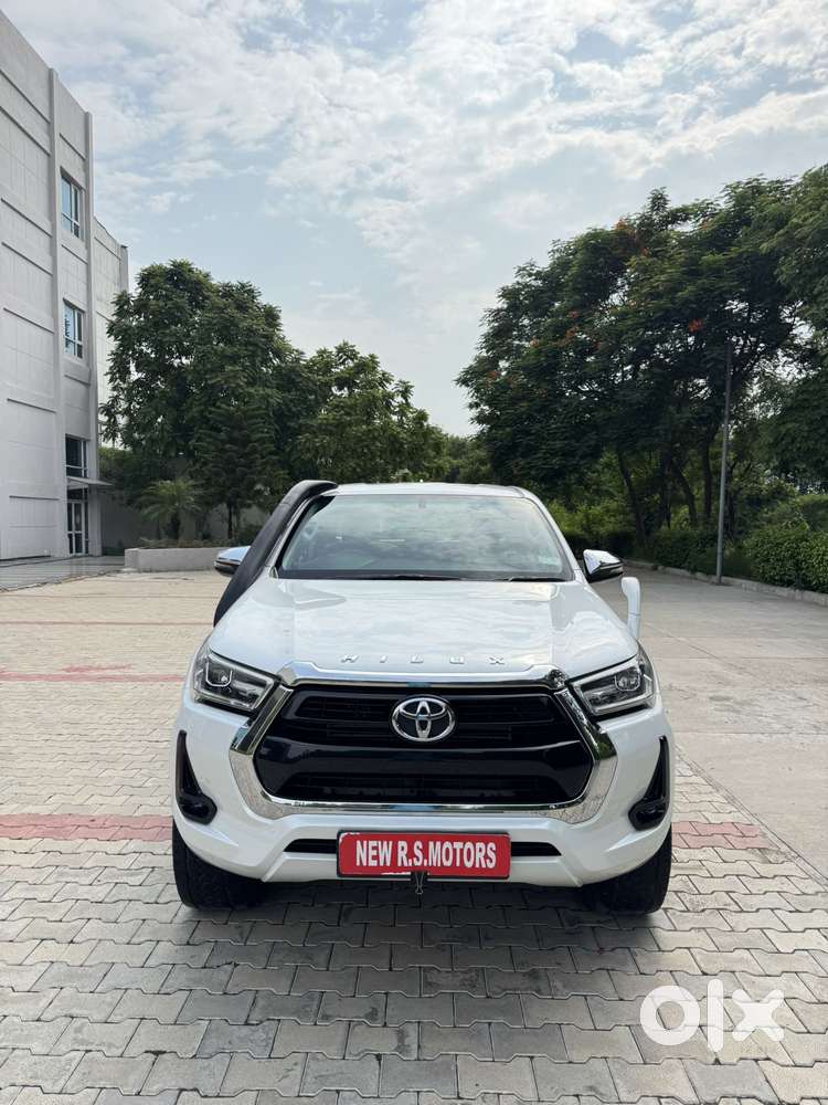 Toyota Hilux High Diesel Turbo Automatic, 2023, Diesel