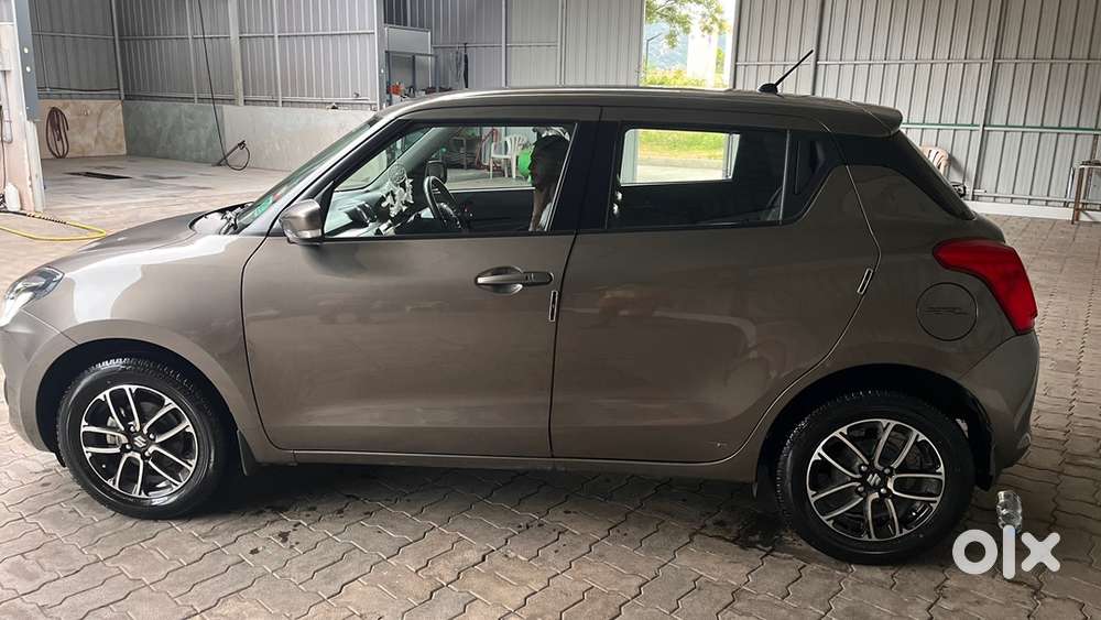 Maruti Suzuki Swift Petrol 2024