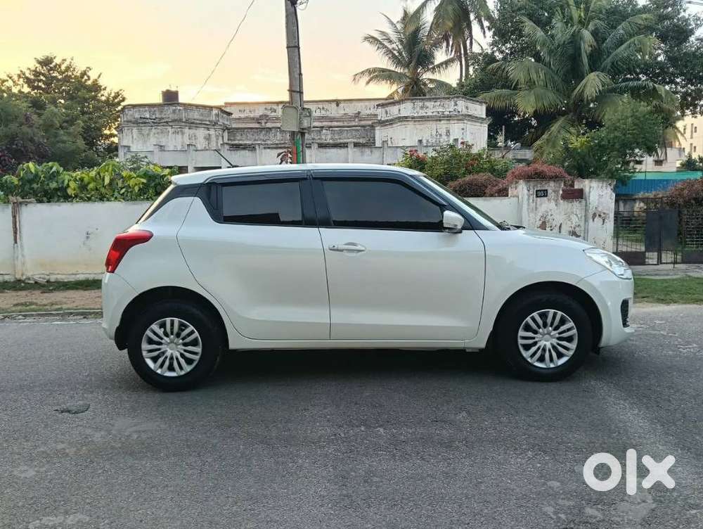 Maruti Suzuki Swift Vvt Vxi, 2022, Petrol
