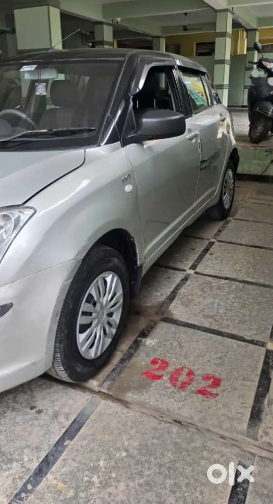 Maruti Suzuki Swift Lxi 2005