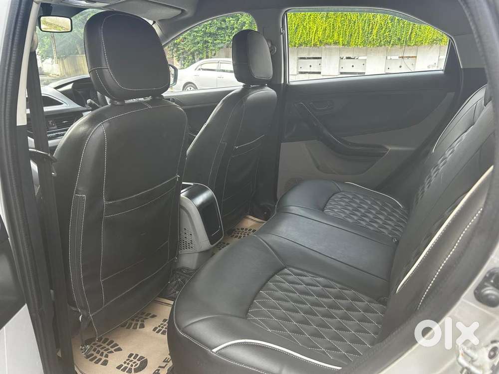 Tata Nexon 1.5 Revotorq Xm (s), 2018, Petrol