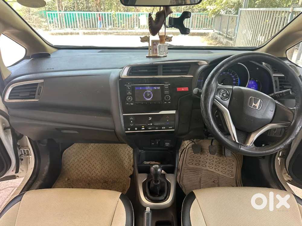 Honda Jazz 2016 Petrol Well Maintained