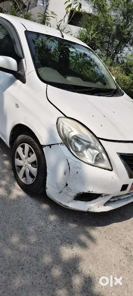 Nissan Sunny 2012 Diesel 192000 Km Driven