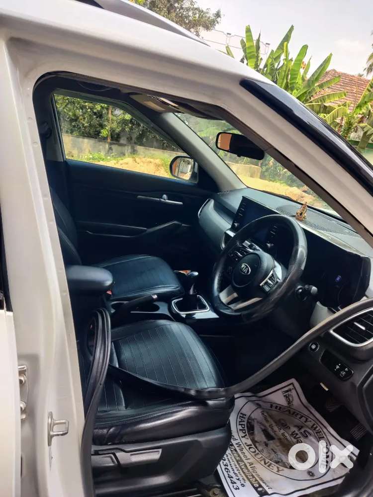 Full Condition Showroom Track