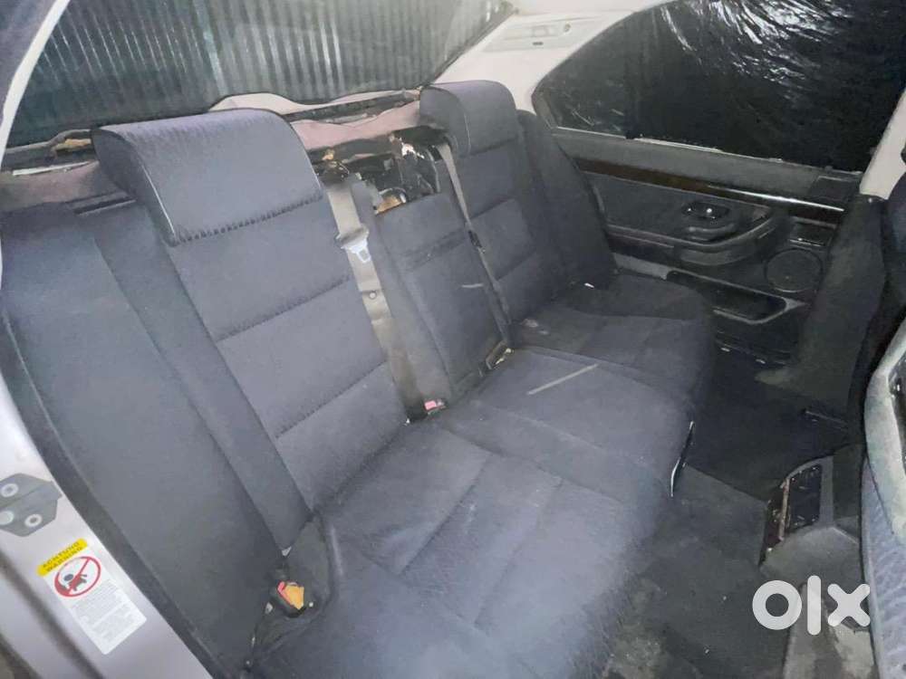 Bmw E38 728i Project Car